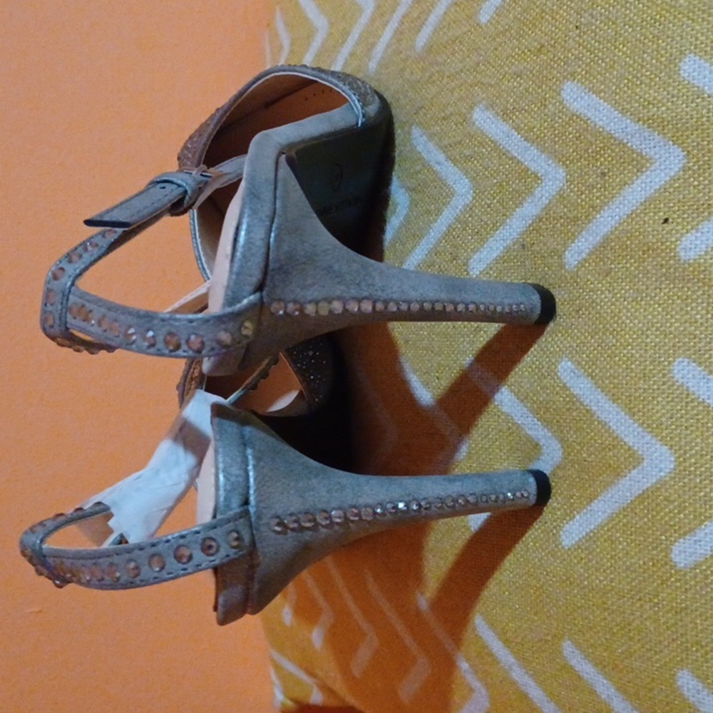 Adrienne Vittadini dress shoes - Picture 3 of 4